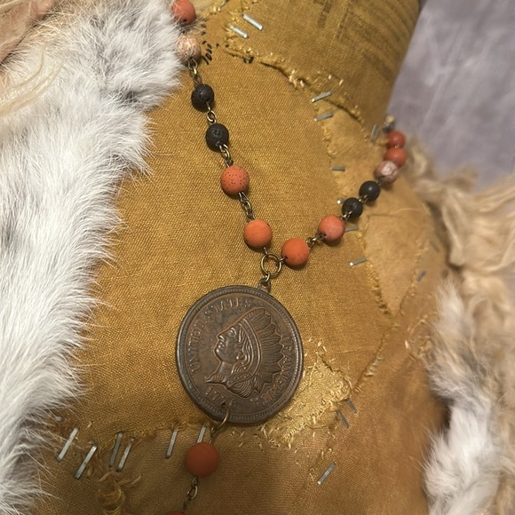 raven head rosary - Picture 14 of 16